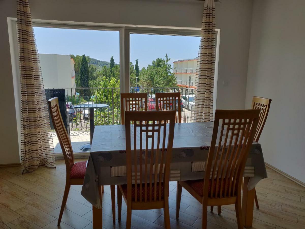 Apartment Greta,50 Meters To The Beach Banjole Exterior photo